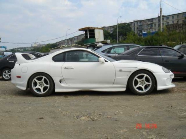 Крылья пластиковые Toyota Supra (80) купить недорого с доставкой в Апатиты
