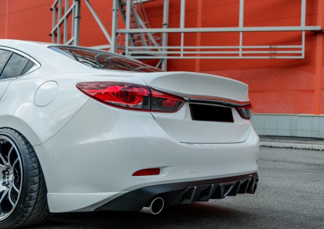 Крышка багажника var №1 место под номер "овал" для Mazda 6 (2013-н.в.) купить недорого с доставкой в Апатиты