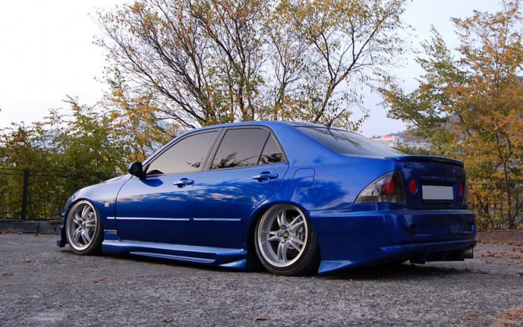 Бампер задний "Varis" Toyota Altezza (10) купить недорого с доставкой в Апатиты