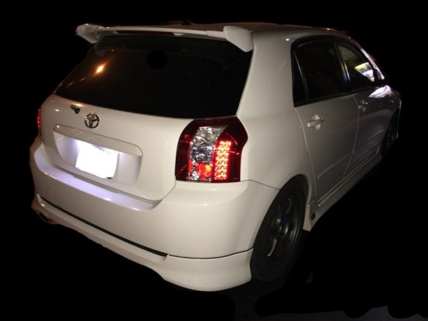 Накладки-уши на спойлер "C-One" Toyota Corolla Runx / Allex купить недорого с доставкой в Апатиты