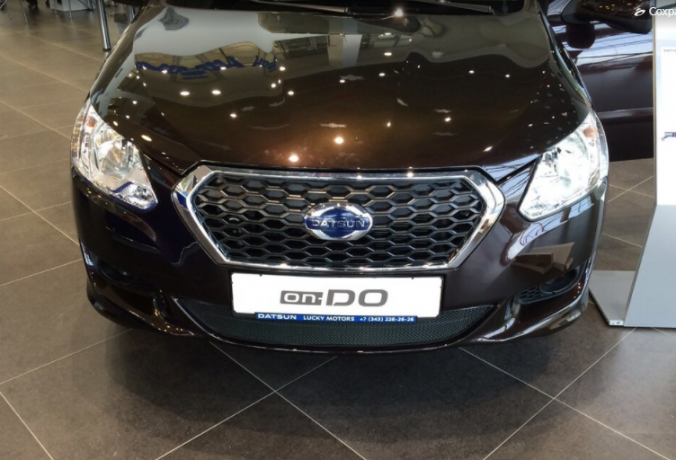 Защита радиатора "Standart" Datsun on-Do (2014-н.в.) чёрная купить недорого с доставкой в Апатиты