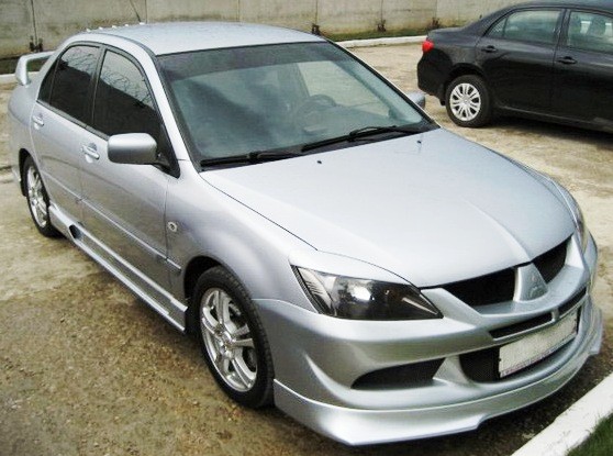 Накладка (юбка) переднего бампера "EVO" (Для бампера EVO) для Mitsubishi Lancer IX (2003-2009) купить недорого с доставкой в Апатиты