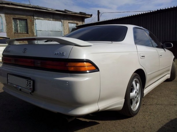 Накладки (клыки) на задний бампер (сток) Toyota Mark II (90) купить недорого с доставкой в Апатиты