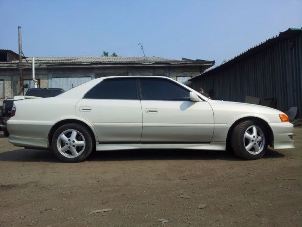 Накладки на пороги (сток) Toyota Chaser (100) купить недорого с доставкой в Апатиты