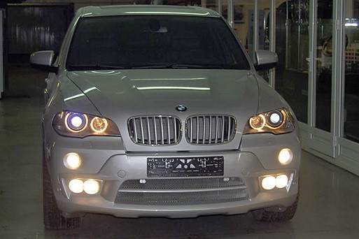 Плавник в передний бампер "CAR-T AR 70" BMW X5 (E70) купить недорого с доставкой в Апатиты