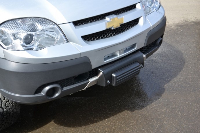 Кронштейн стационарной лебёдки передний для Chevrolet Niv@ купить недорого с доставкой в Апатиты